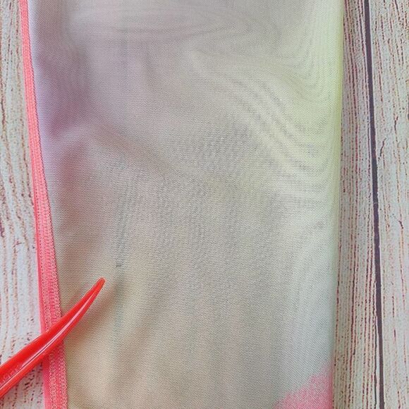 Victoria Sport Knockout Cali Haze Rainbow Mesh Tights sz M - Picture 10 of 11